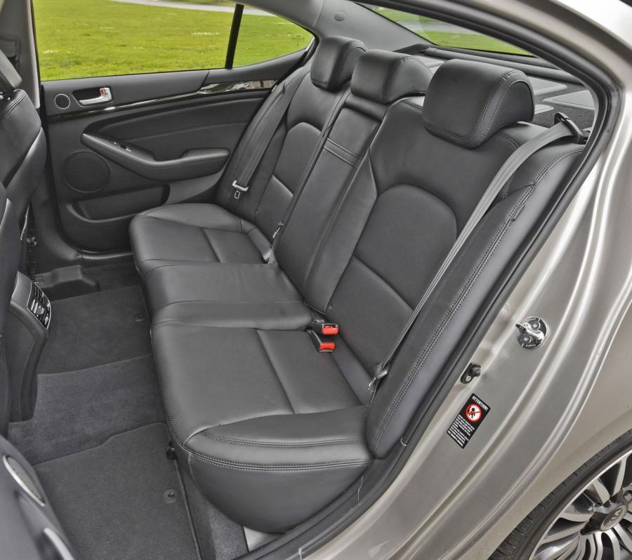  Kia Cadenza 2014 года  (фото 21 из 154)